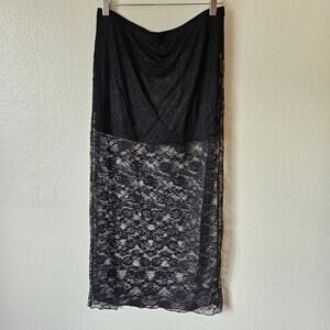 Divided Lace Skirt Brand New Medium